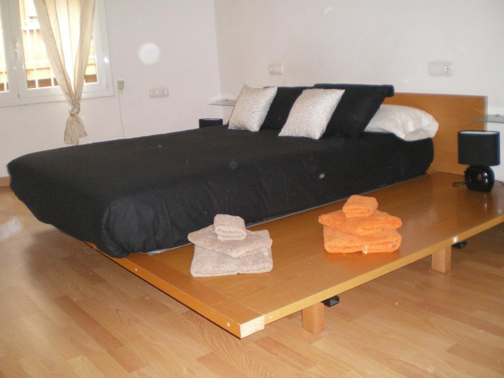 Apartament Elcano Apartament Sabadell Zewnętrze zdjęcie